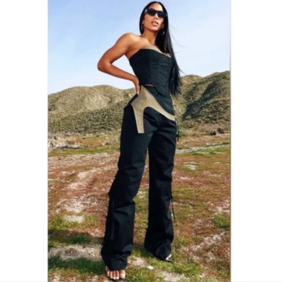 NWT PrettyLittleThing Black Contrast Panel Packet Detail Cargos - Picture 1 of 12